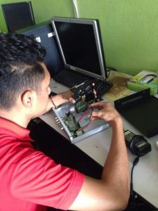 Servis Peralatan ICT